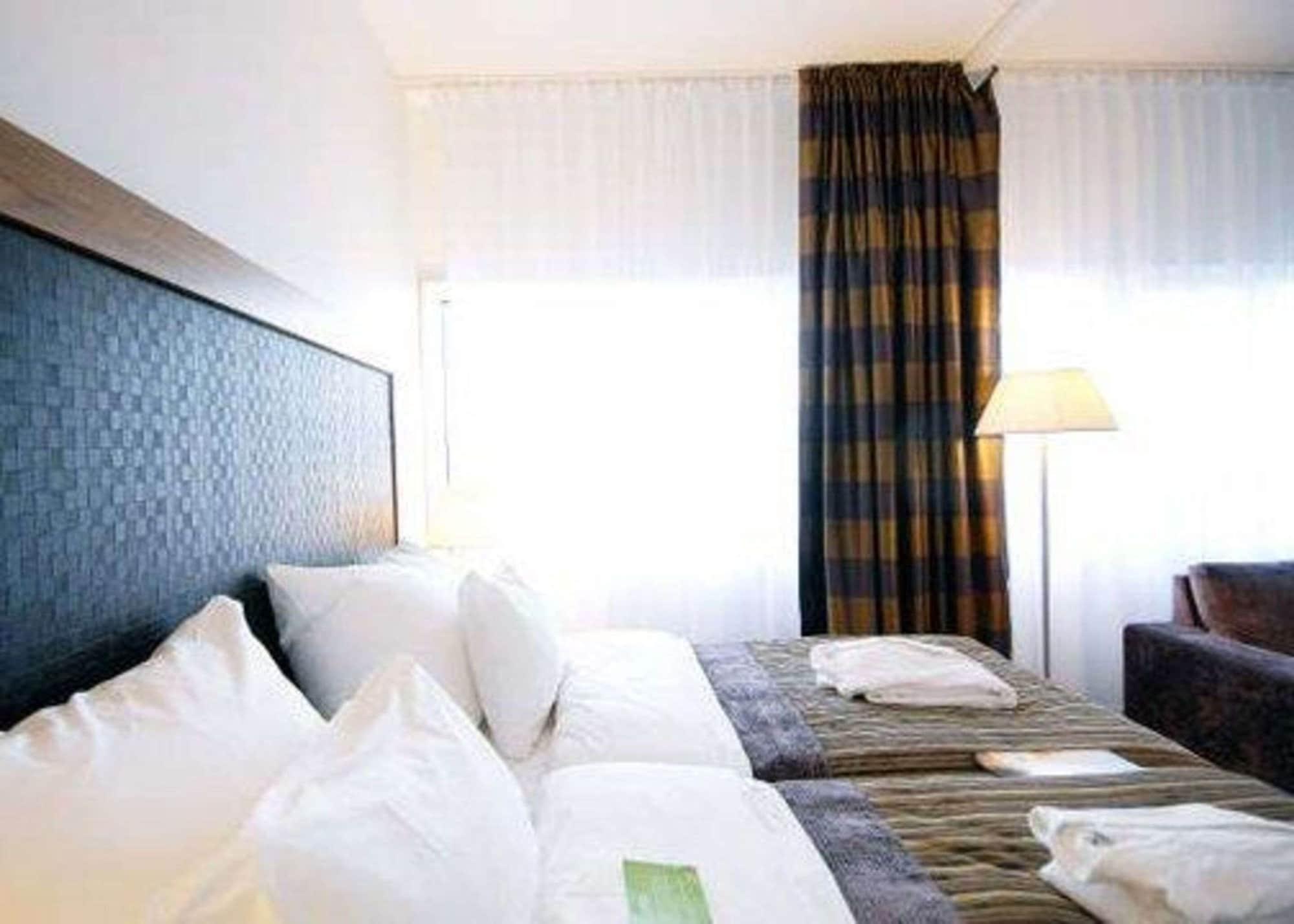 Quality Hotel Edvard Grieg Bergen Bilik gambar